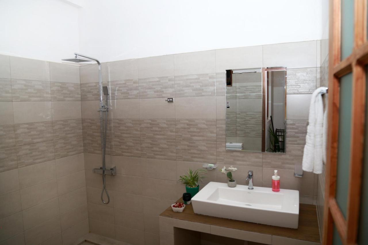 Chathu Holiday Home Kandy Ngoại thất bức ảnh