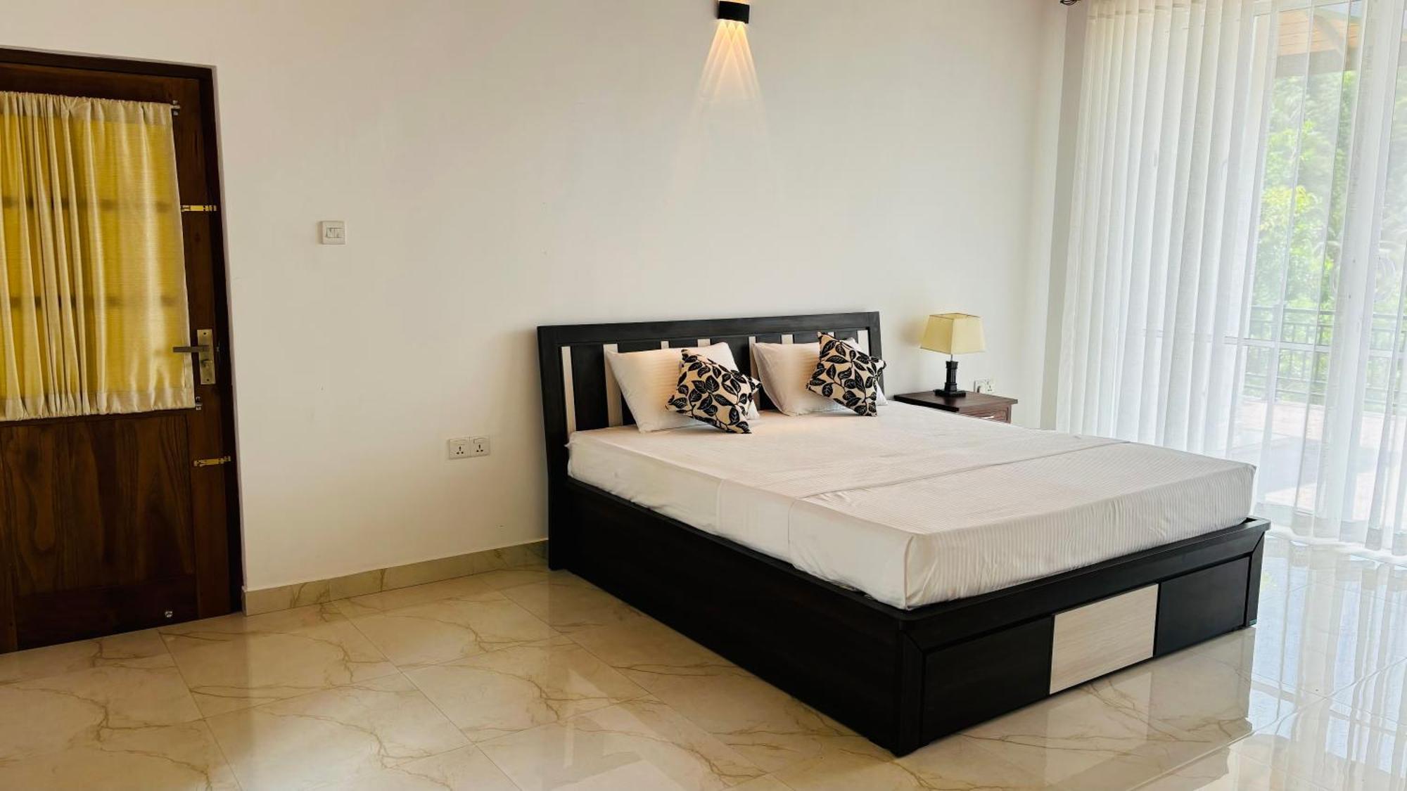 Chathu Holiday Home Kandy Phòng bức ảnh