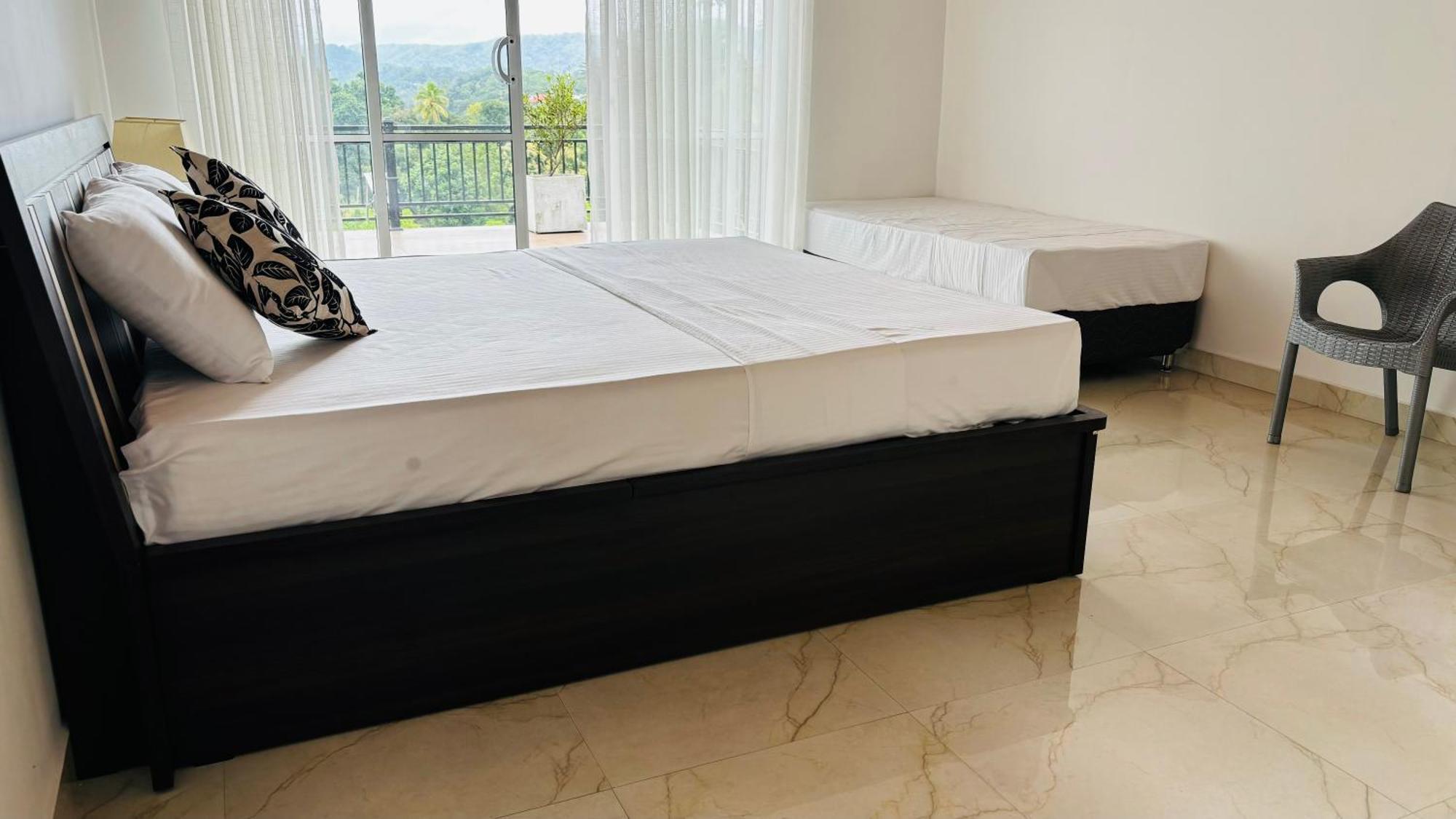 Chathu Holiday Home Kandy Ngoại thất bức ảnh